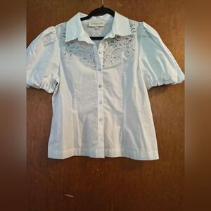 NWOT Love The Label - Short Sleeve Callum Top Size Small